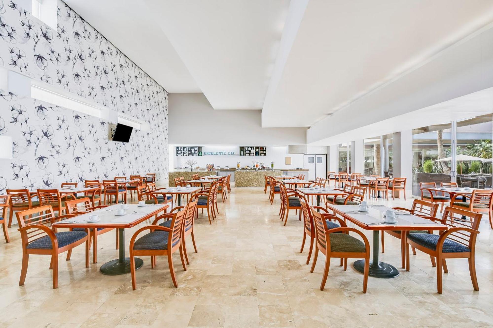 Fiesta Inn Torreon Galerias Εξωτερικό φωτογραφία
